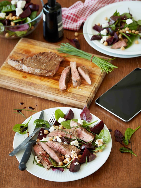 barbecued beef, beetroot and chickpea salad